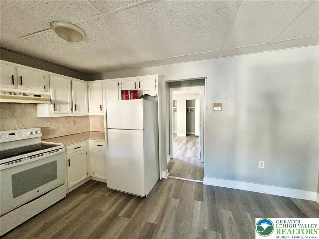 210 Main Street - Photo 7