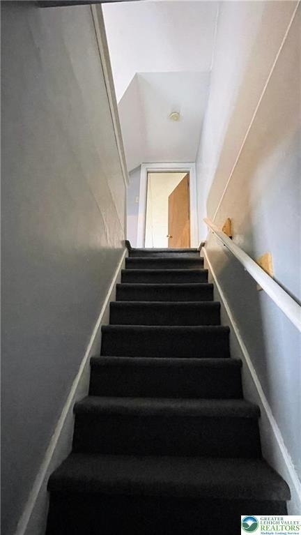 33 W Garrison Street - Photo 6