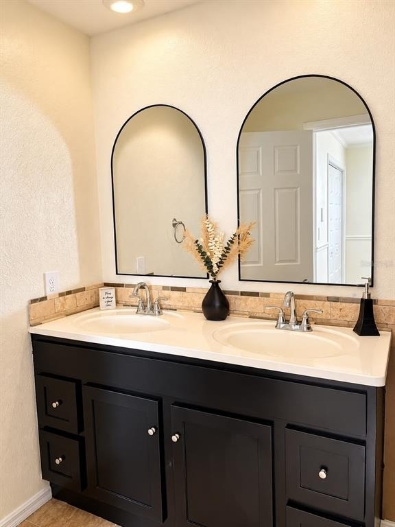 7295 Edinburgh Way - Photo 9