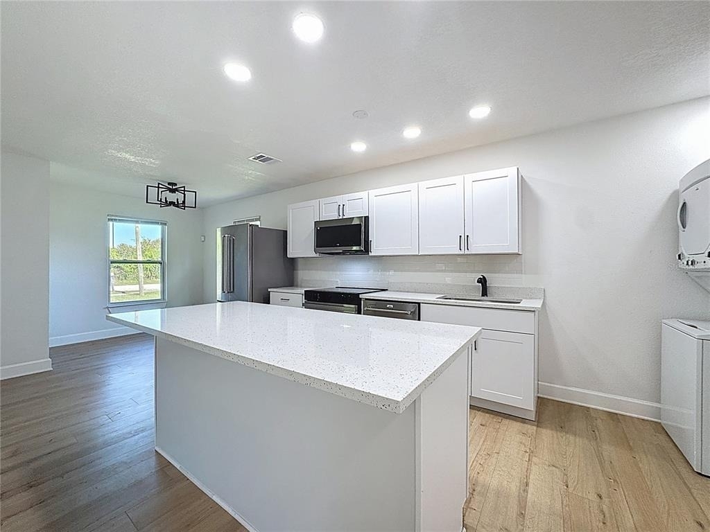 360 Mission Road - Photo 1
