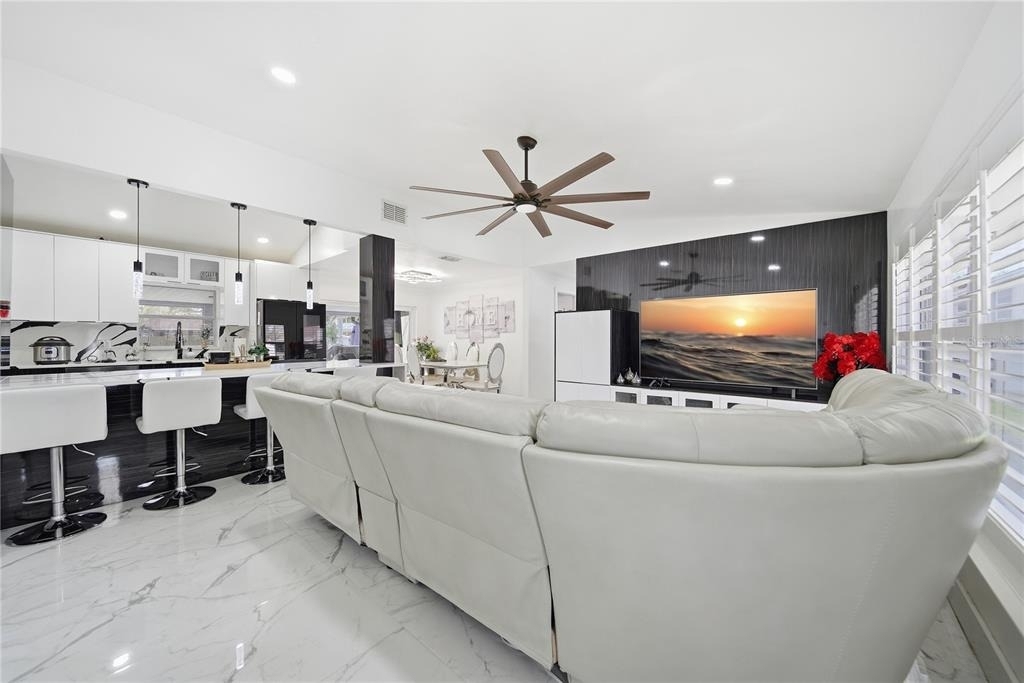 4916 Hi Vista Circle - Photo 4