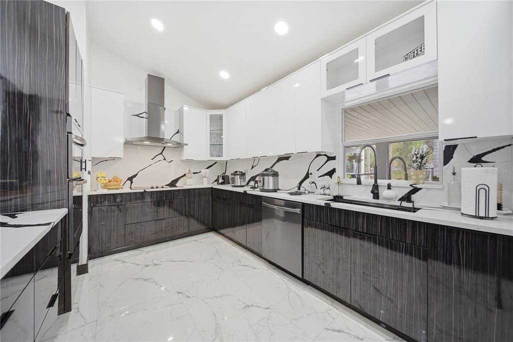 4916 Hi Vista Circle - Photo 3