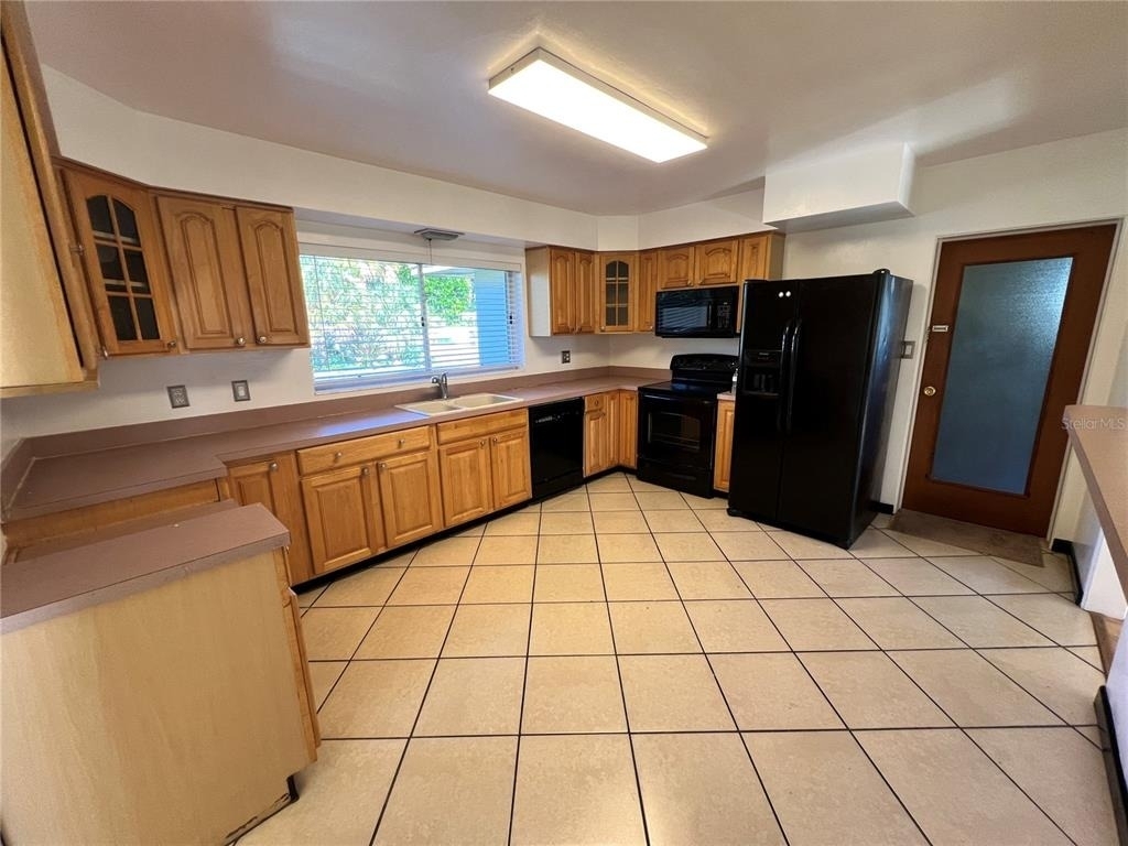 1881 15th Street Nw - Photo 6