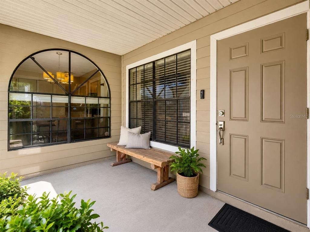 10135 Chesham Drive - Photo 4