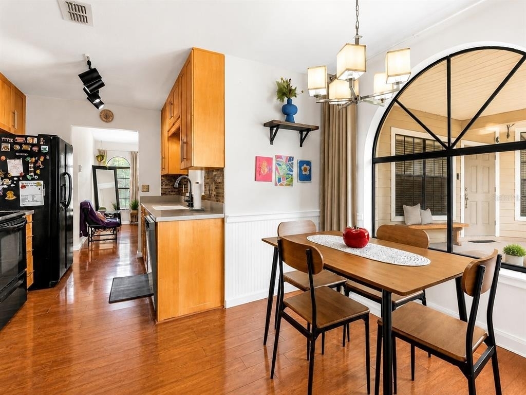 10135 Chesham Drive - Photo 11