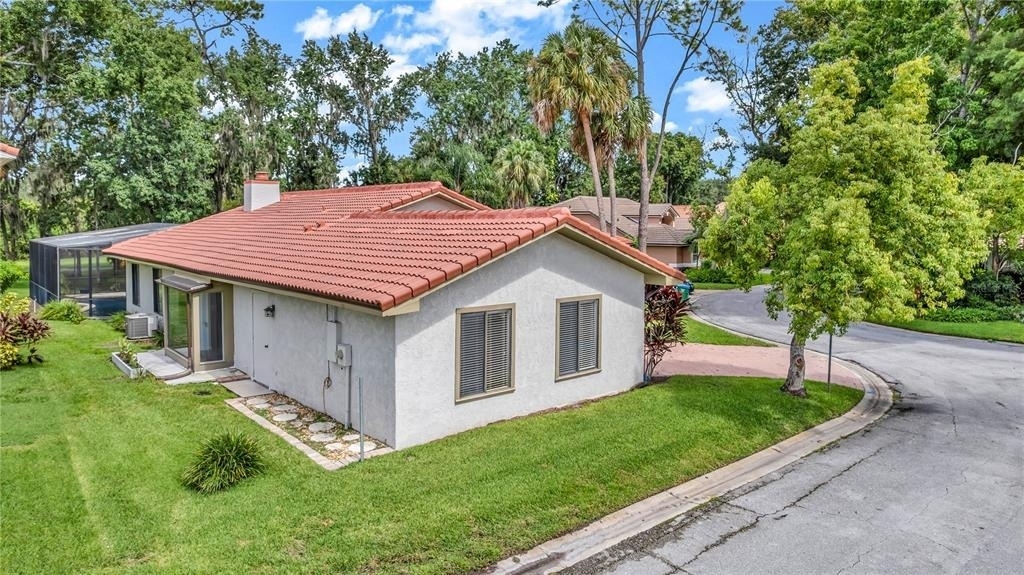 510 Spoonbill Court - Photo 2