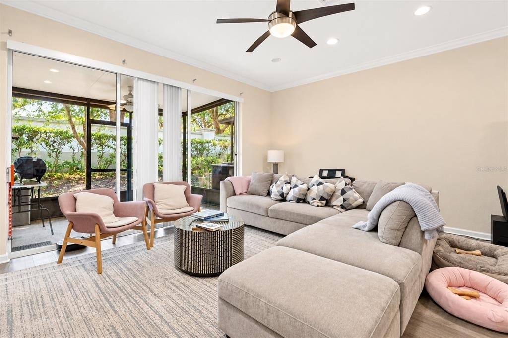 6855 Sperone Street - Photo 5