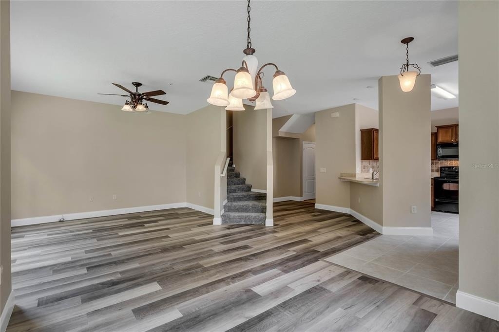 1548 Broken Oak Drive - Photo 4