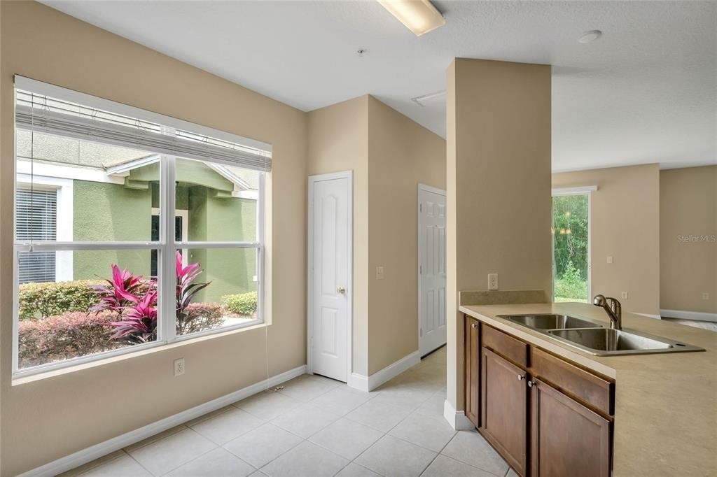 1548 Broken Oak Drive - Photo 7