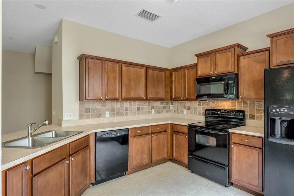 1548 Broken Oak Drive - Photo 6