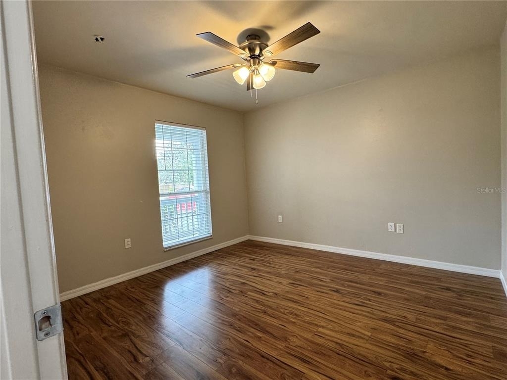 25590 Nw 10th Avenue - Photo 12