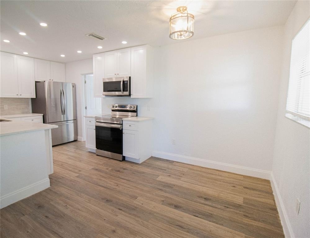 2345 Floyd Street - Photo 11