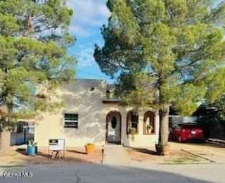 116 Ne Davis Street - Photo 0