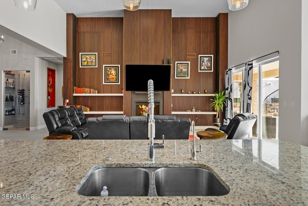 1356 Desert Night Street - Photo 28