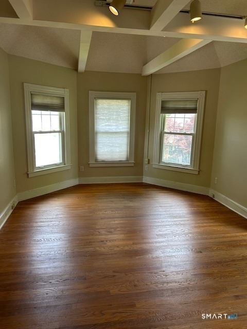 215 Sherman Avenue - Photo 5