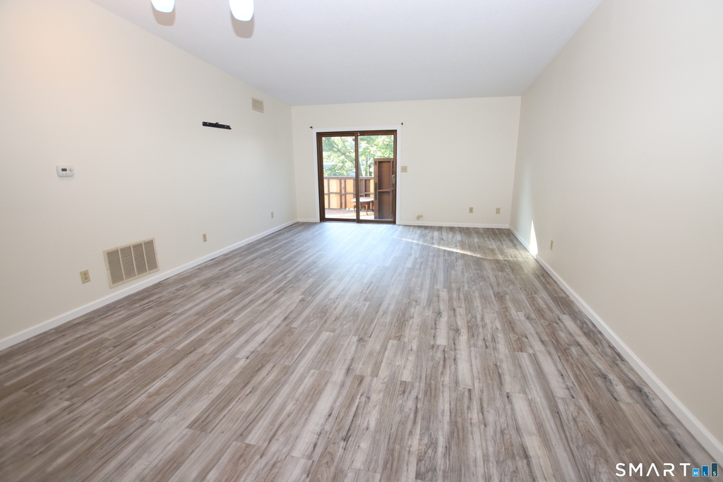 150 Webster Court - Photo 1