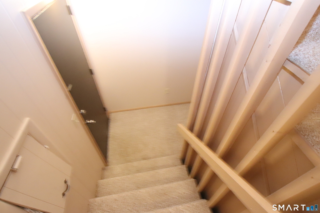 150 Webster Court - Photo 15