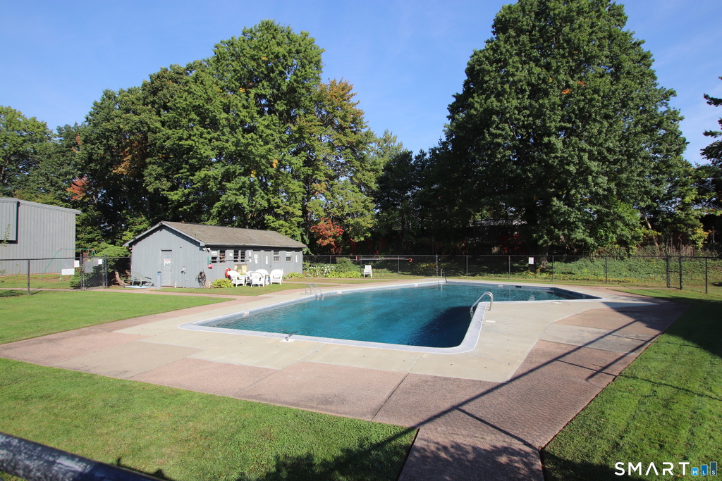 150 Webster Court - Photo 16