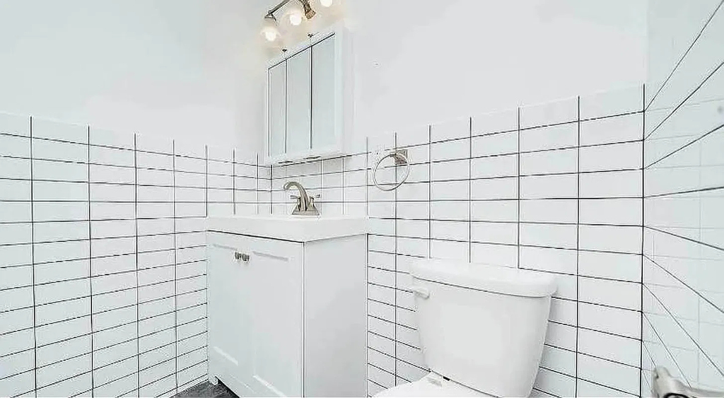 295 Wyckoff Avenue - Photo 9