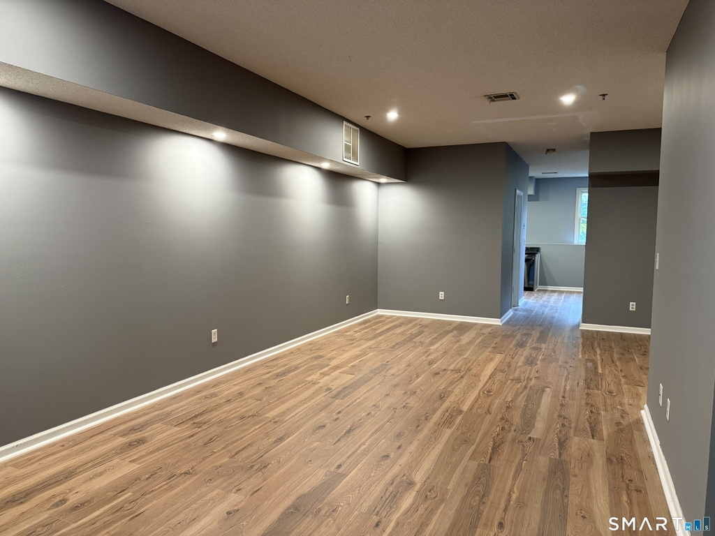 14 Judd Square - Photo 6