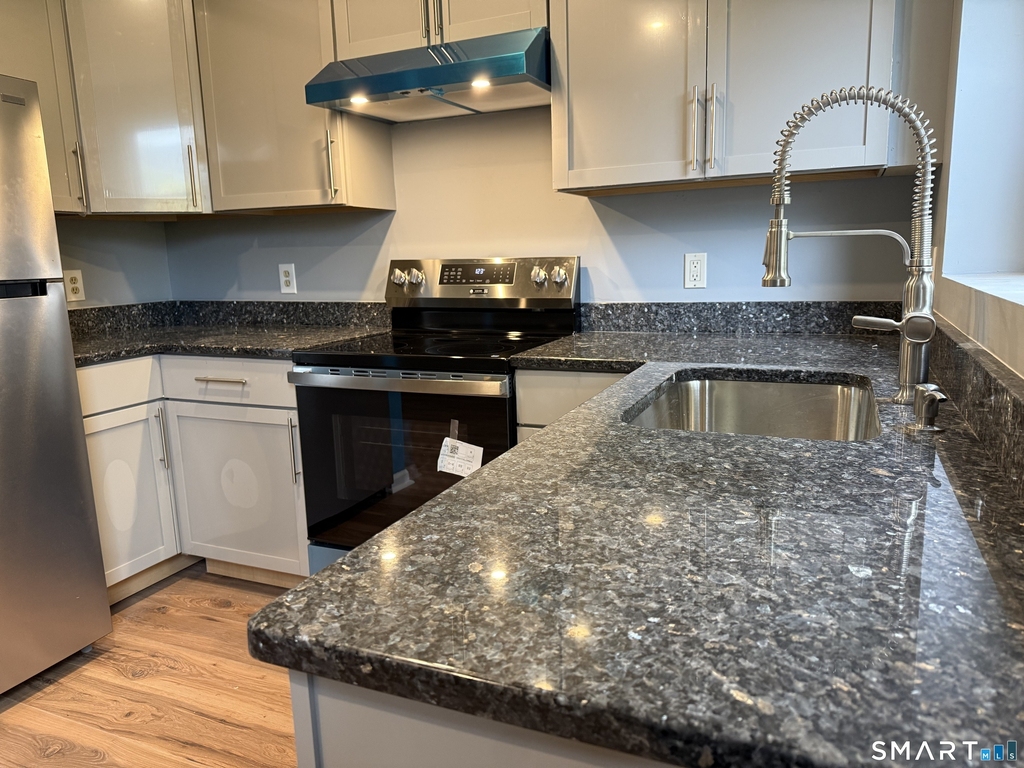 14 Judd Square - Photo 4