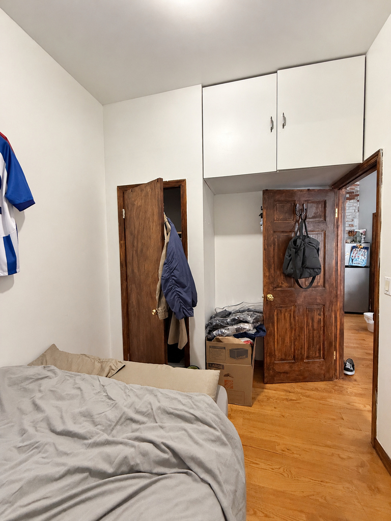 323 Nostrand Avenue - Photo 3