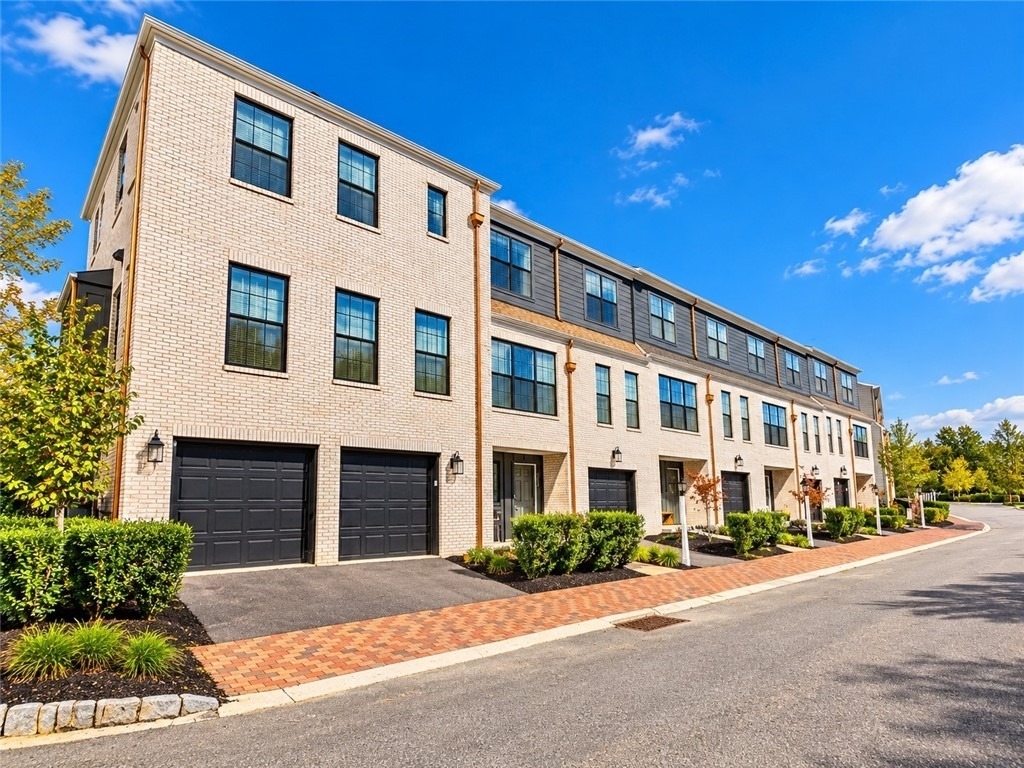 312 E Lake St - Photo 31