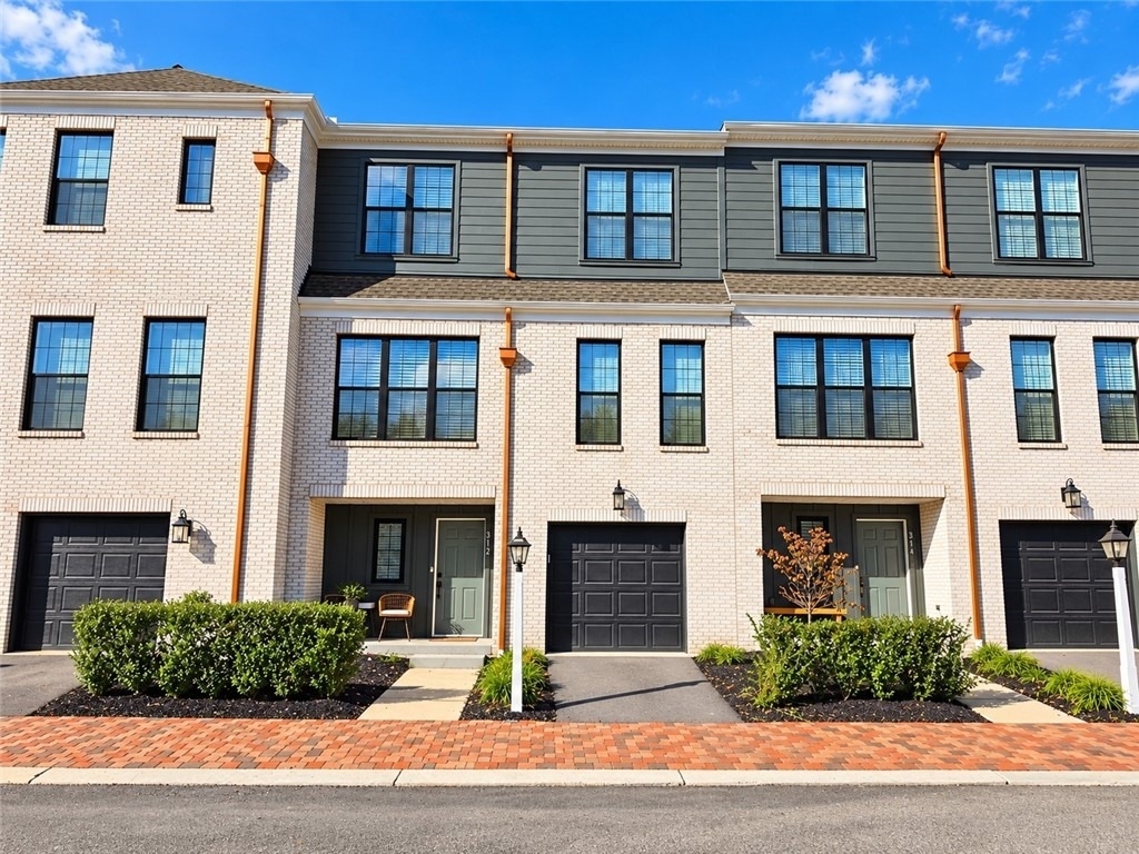 312 E Lake St - Photo 30