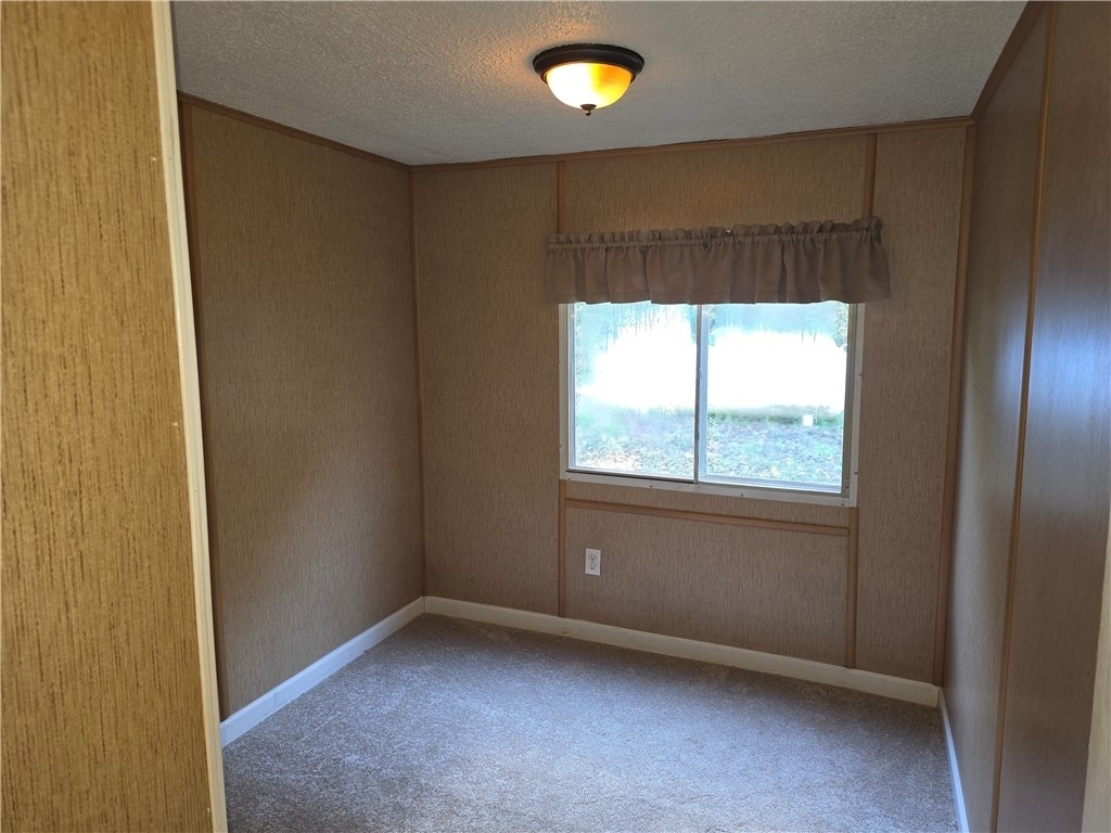 110 W Liberty Rd - Photo 16