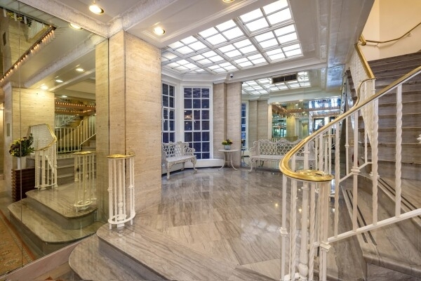 West 55th Street & 6th Avenue - Photo 7
