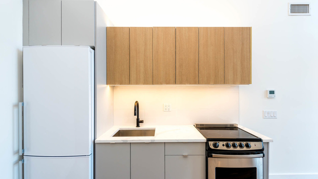 182 Malcolm X Blvd - Photo 3
