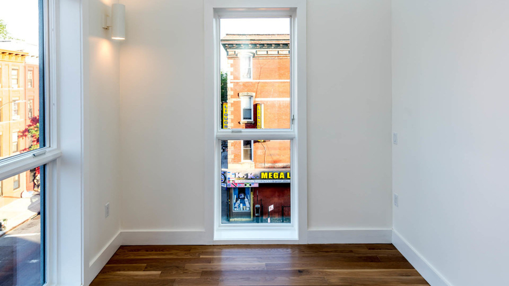 182 Malcolm X Blvd - Photo 8