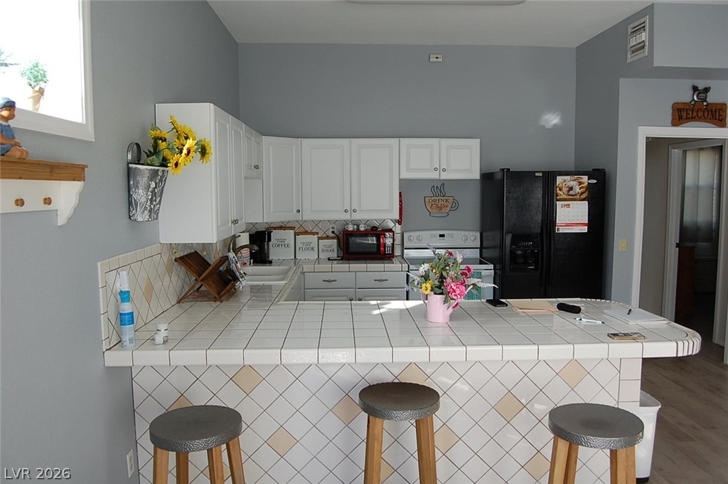 2980 Yucca Terrace Avenue - Photo 3
