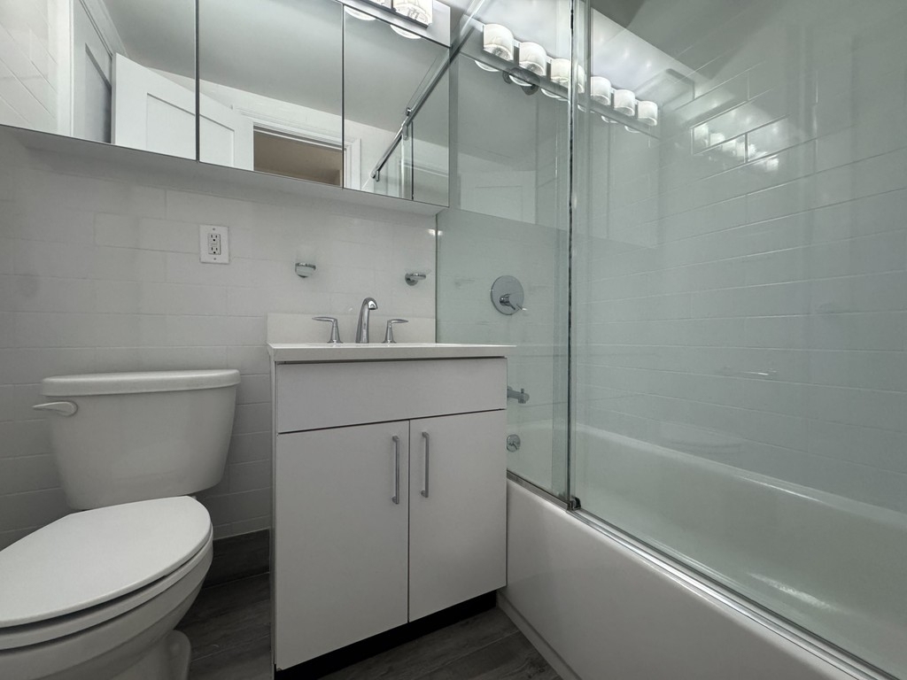 2BR in Gramercy - Photo 6