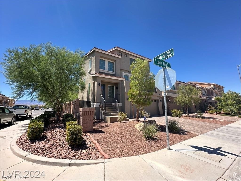 10187 Lawton Ridge Court - Photo 2