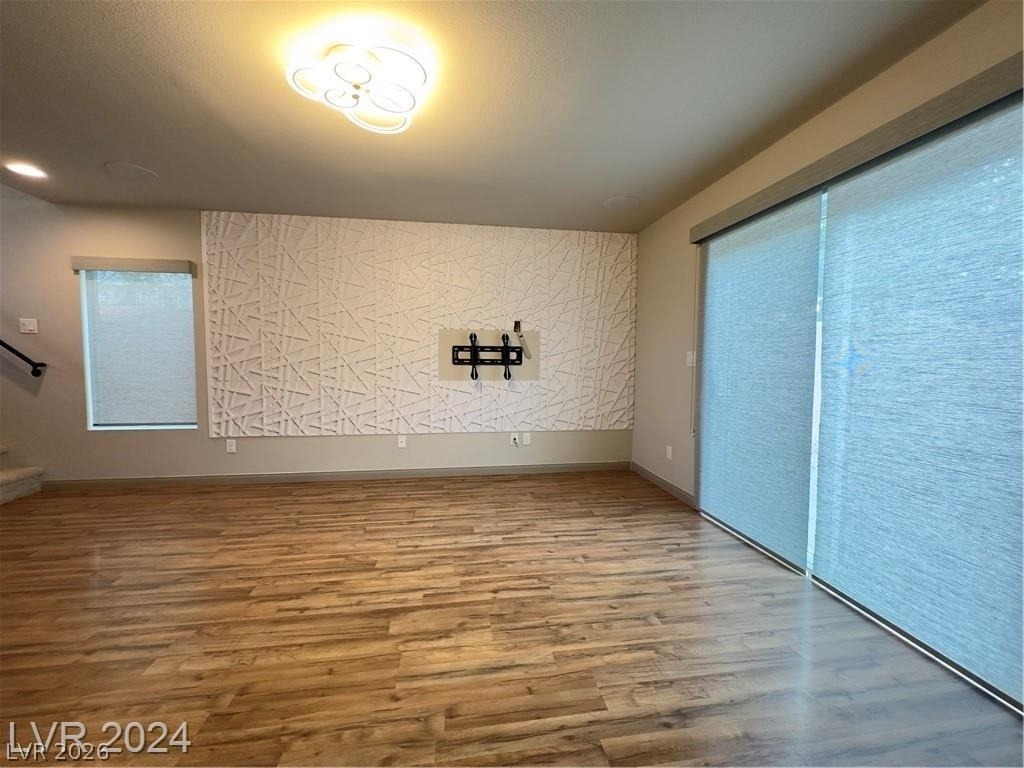 10187 Lawton Ridge Court - Photo 4