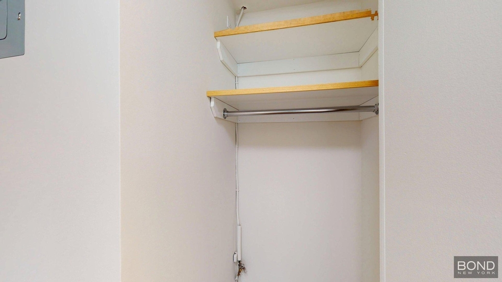  East 71st Street - Photo 3