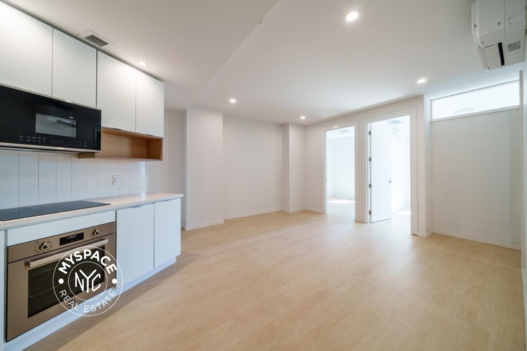 280 Meeker Avenue - Photo 2