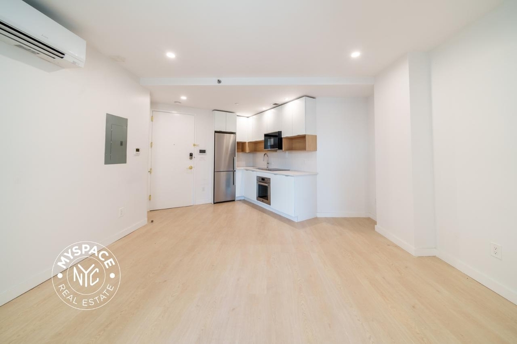 280 Meeker Avenue - Photo 3