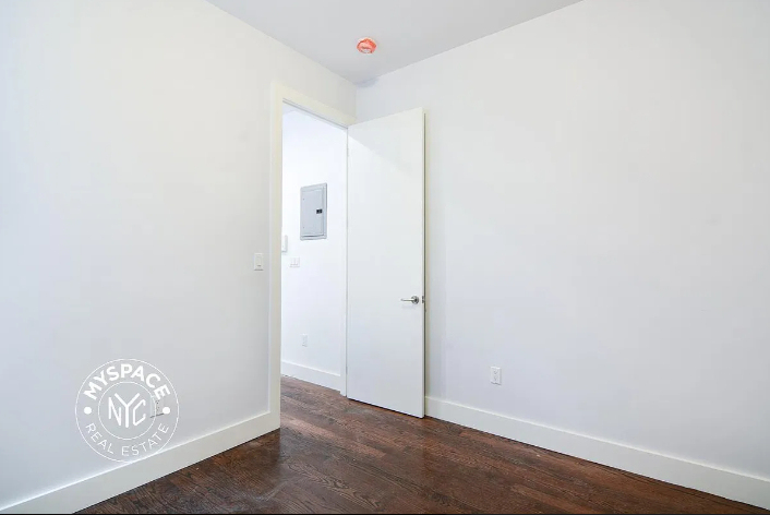 573 East 22nd Street - Photo 5