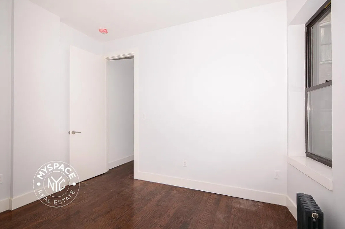 573 East 22nd Street - Photo 1