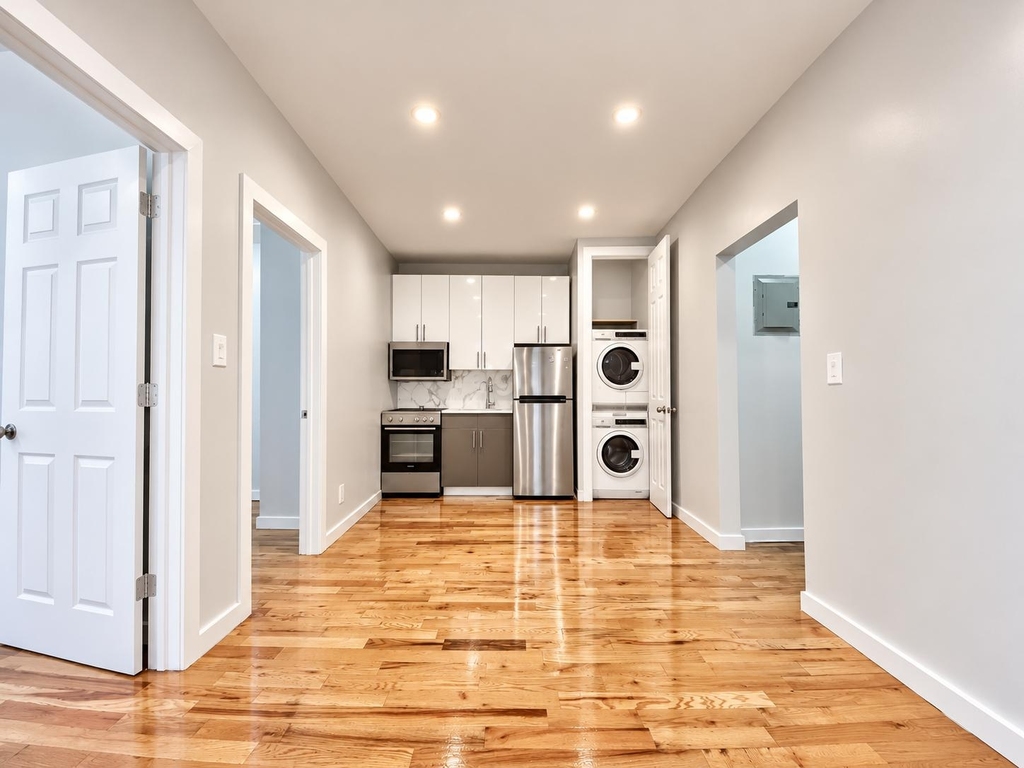 24 Thayer Street - Photo 3