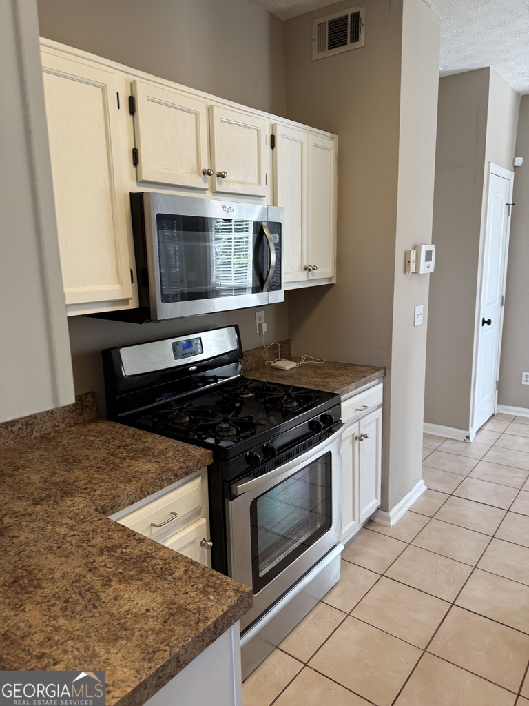 6972 Harbor Town Way - Photo 8