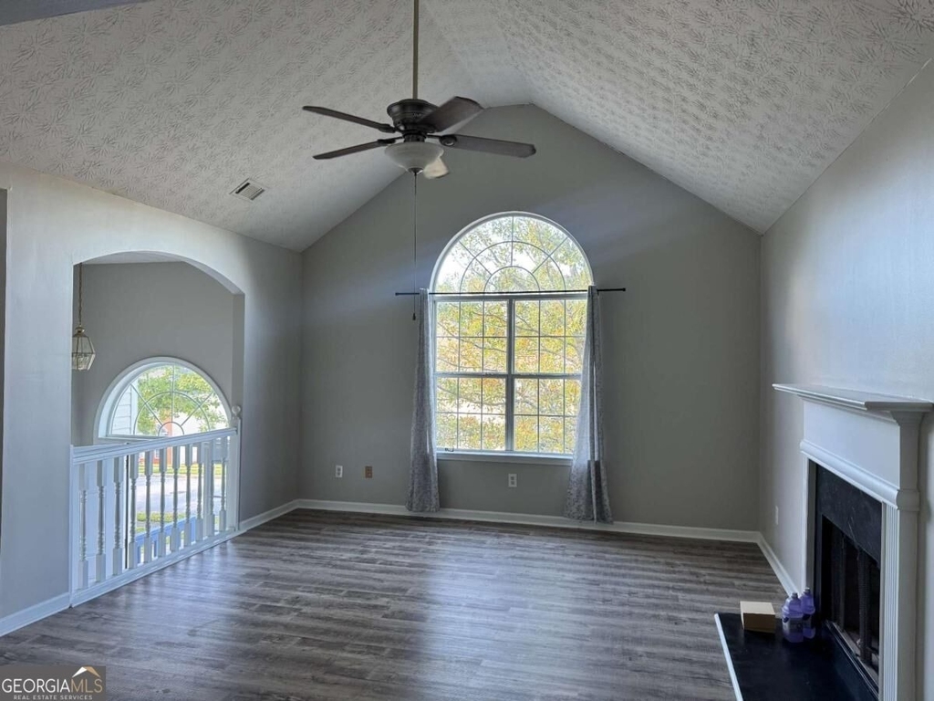 2493 Reeves Creek Road - Photo 6