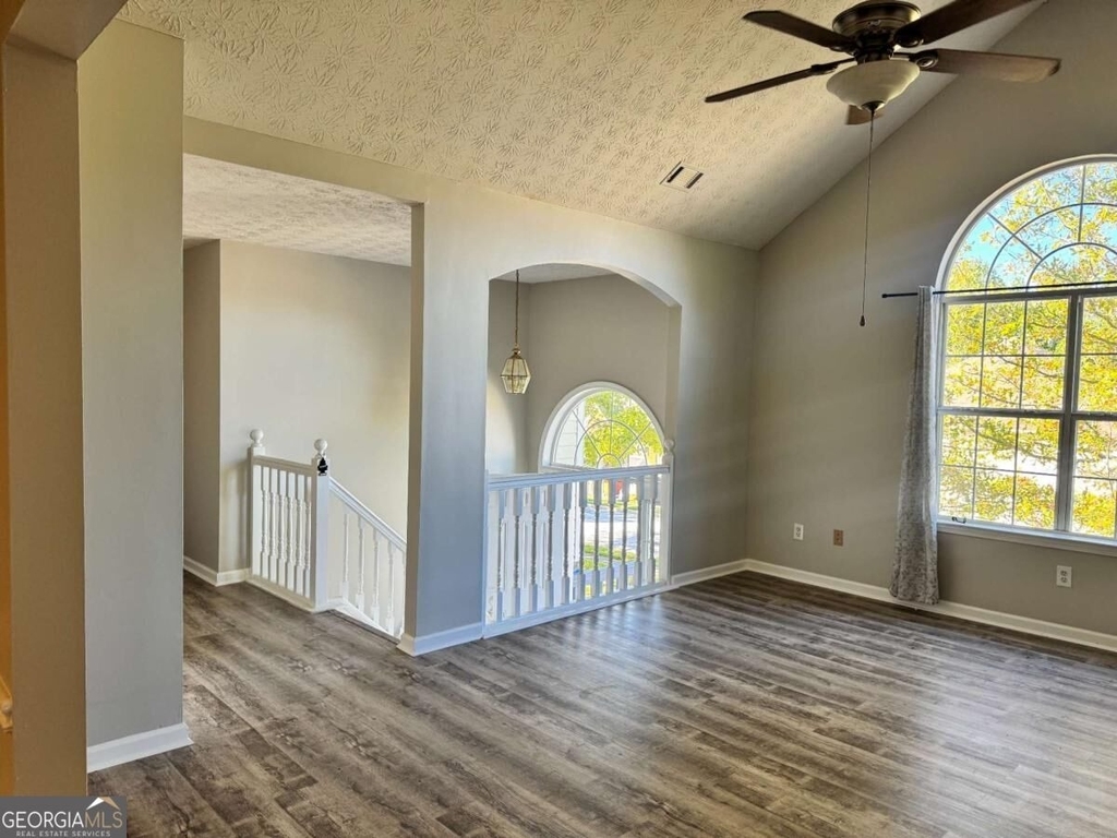 2493 Reeves Creek Road - Photo 9