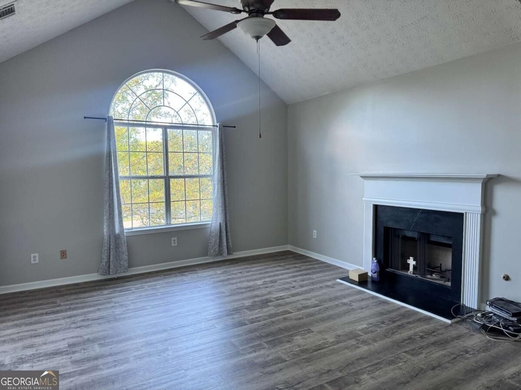 2493 Reeves Creek Road - Photo 5