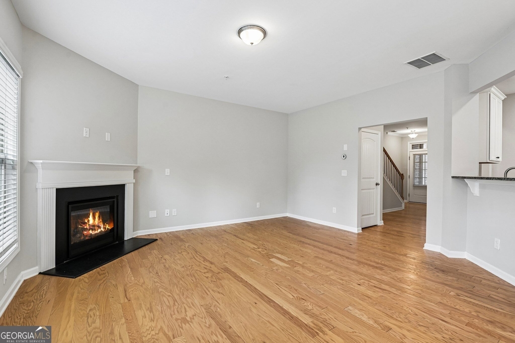 1208 Foxcroft Lane - Photo 2