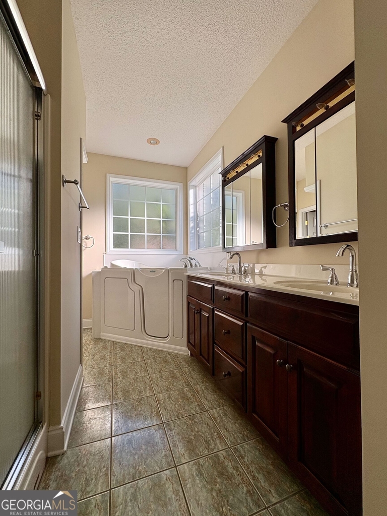 455 Joseph Chandler Drive - Photo 12