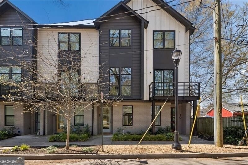 1350 May Avenue - Photo 0