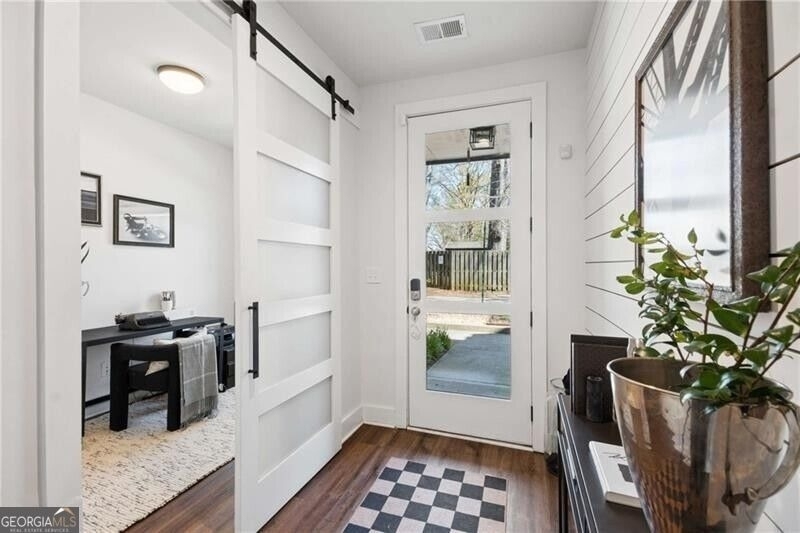 1350 May Avenue - Photo 3